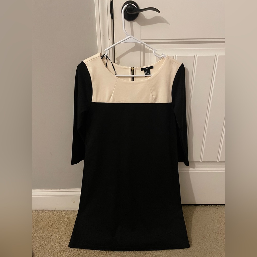 Off white and black color block dress